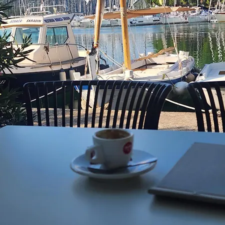 Summit Gracac (Sibenik-Knin)