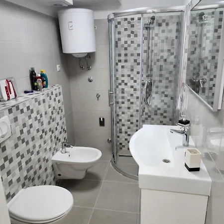 Summit Gracac (Sibenik-Knin)